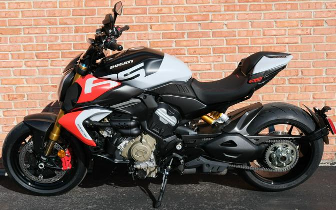 2026 Ducati Diavel V4 RS