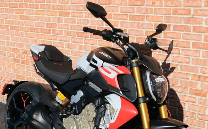 2026 Ducati Diavel V4 RS