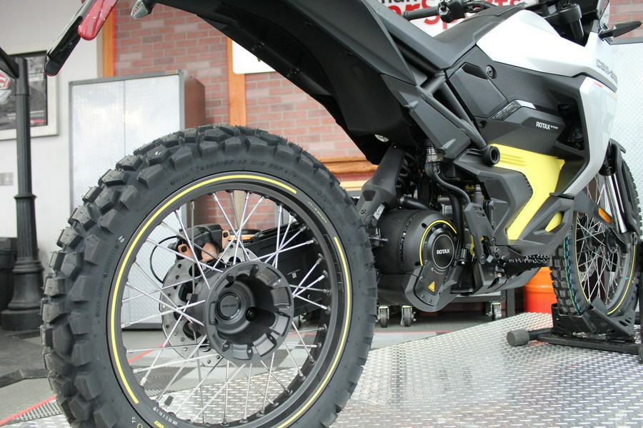 2025 Can-Am Origin 73