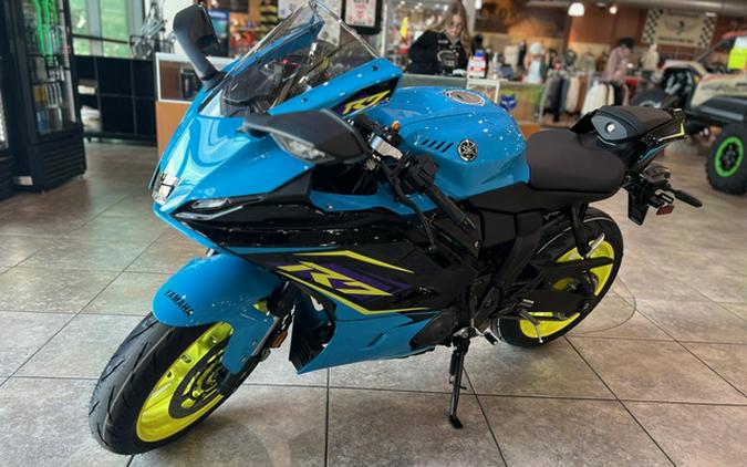 2026 Yamaha YZF R7 CA