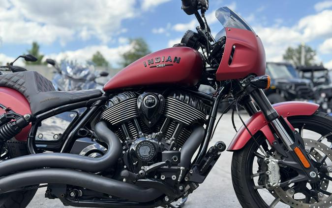 2023 Indian Motorcycle SPORT CHIEF RUBY SMOKE 49ST