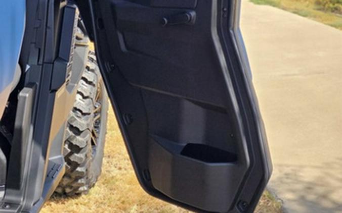 2027 Can-Am Defender MAX Limited HD11