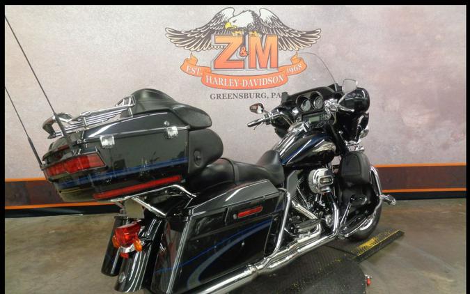 2013 Harley-Davidson CVO™ Ultra Classic® Electra Glide® 110th Anniversary Edition