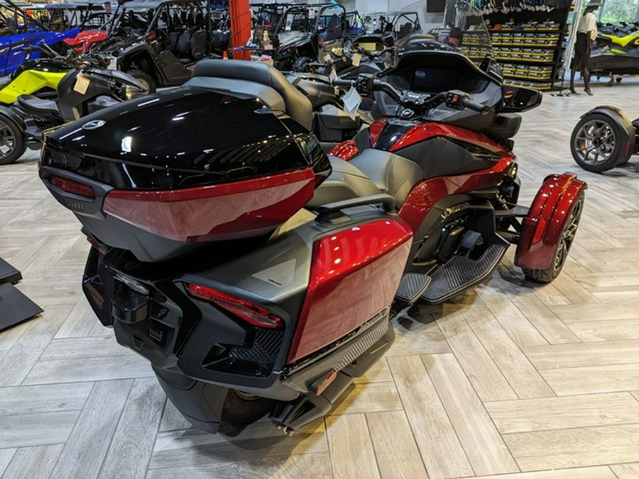 2024 Can-Am Spyder RT Limited Dark Wheels