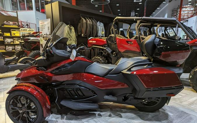 2024 Can-Am Spyder RT Limited Dark Wheels