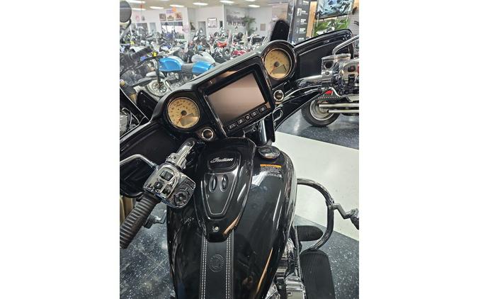 2017 Indian Motorcycle CHIEFTAIN, THUNDER BLK PEARL, 49ST Base