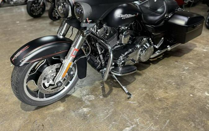 2015 Harley-Davidson® FLHXS - Street Glide® Special