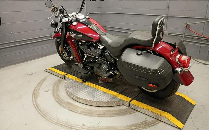2020 Harley-Davidson® FLHCS - Heritage Classic 114