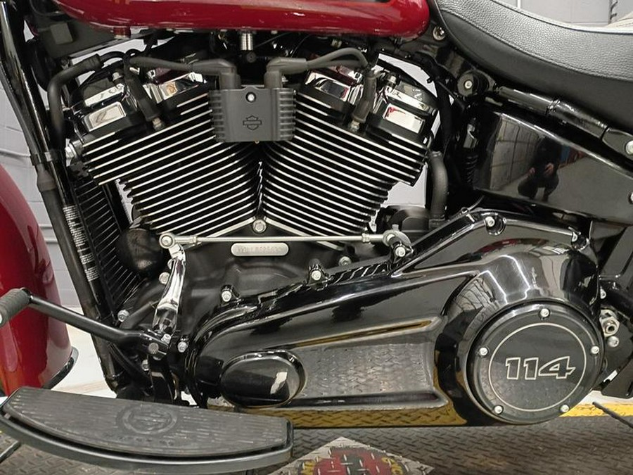 2020 Harley-Davidson® FLHCS - Heritage Classic 114