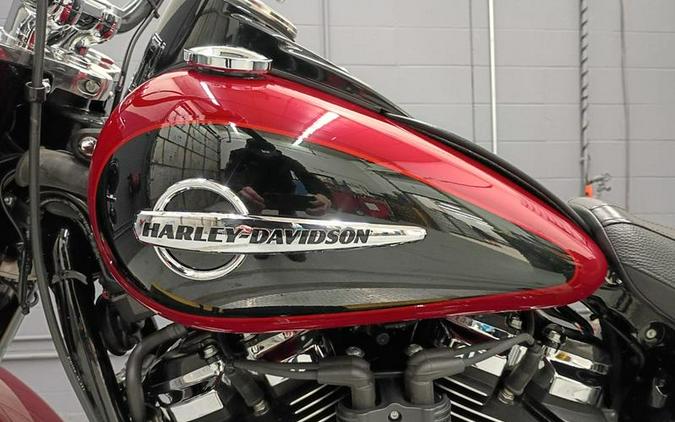 2020 Harley-Davidson® FLHCS - Heritage Classic 114