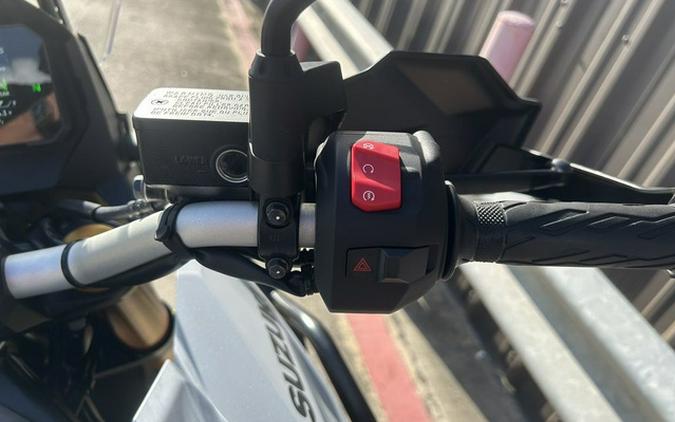 2023 Suzuki V-Strom 800DE
