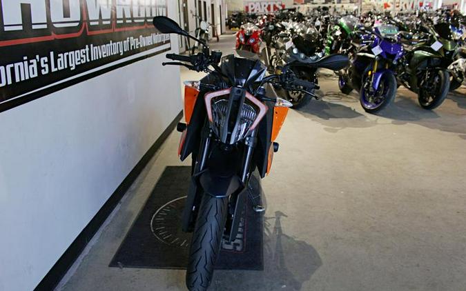 2021 KTM 1290 Super Duke R