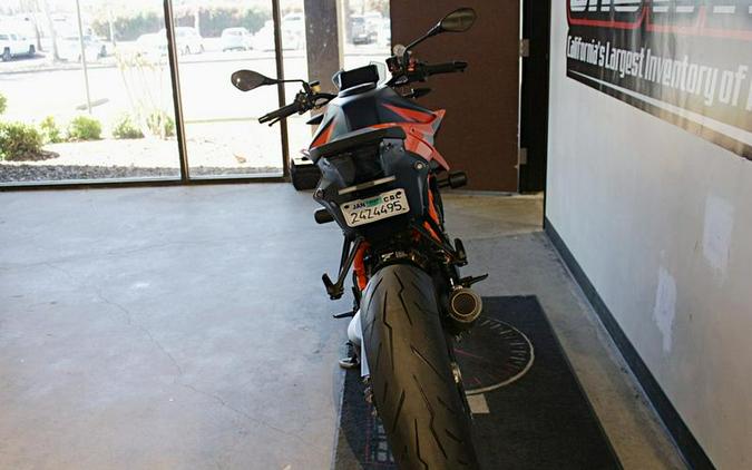 2021 KTM 1290 Super Duke R
