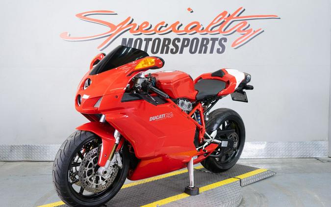 2005 Ducati 749S