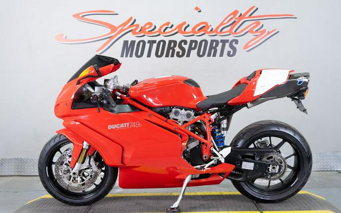 2005 Ducati 749S