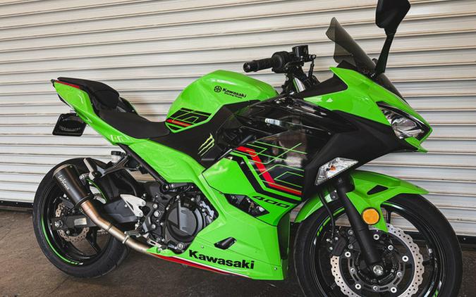 2023 Kawasaki Ninja 400 KRT Edition ABS