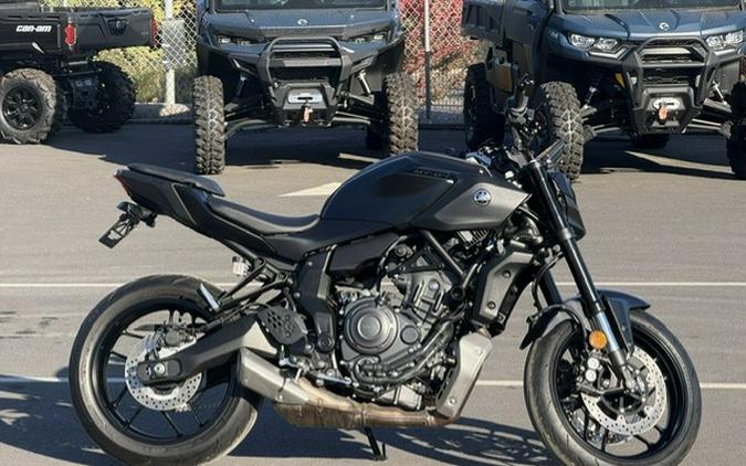 2025 Yamaha MT 07
