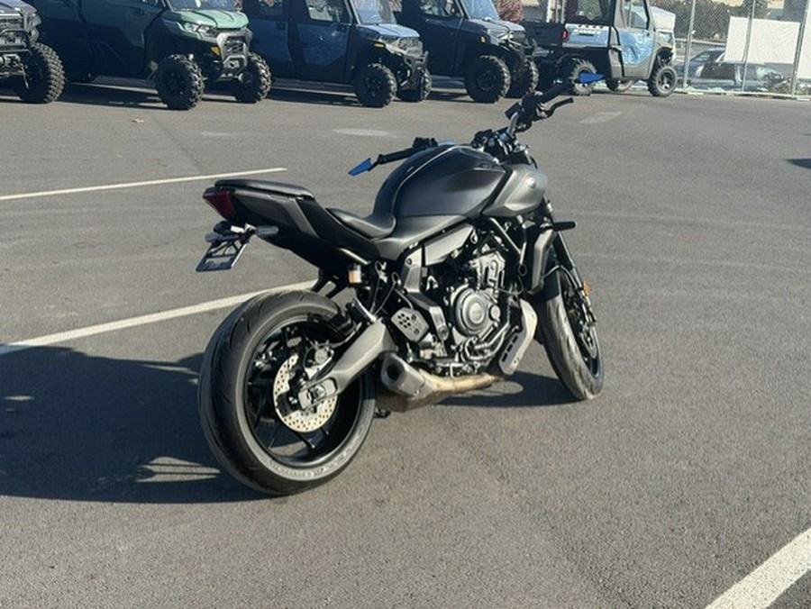2025 Yamaha MT 07