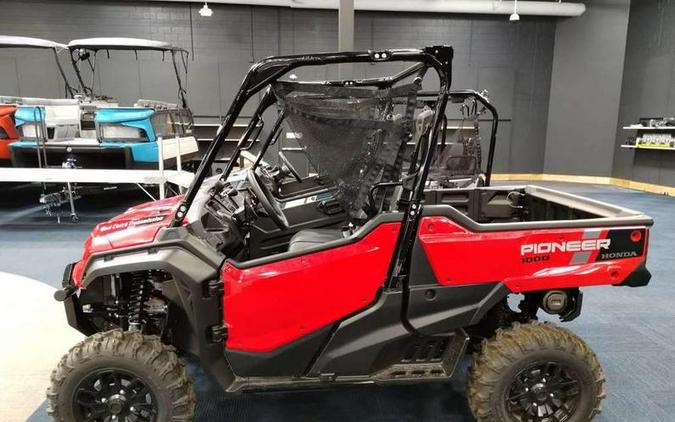 2023 Honda® Pioneer 1000 Deluxe