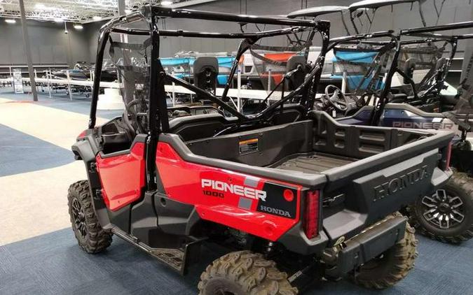 2023 Honda® Pioneer 1000 Deluxe