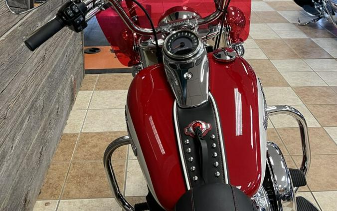 2024 Harley-Davidson Hydra-Glide Revival Redline Red