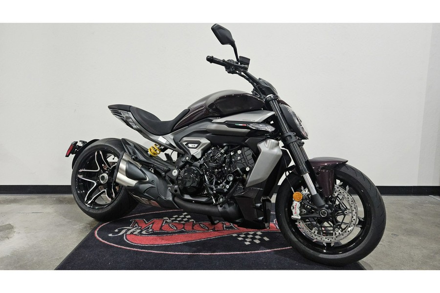 2026 XDiavel V4 - Ducati