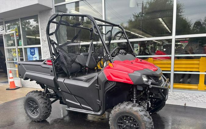 2026 Honda Pioneer 700 Deluxe