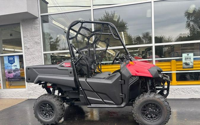 2026 Honda Pioneer 700 Deluxe