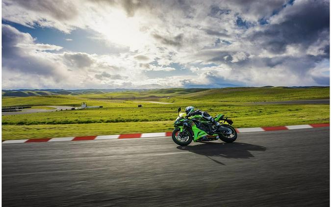 2024 Kawasaki Ninja® ZX™-6R KRT Edition