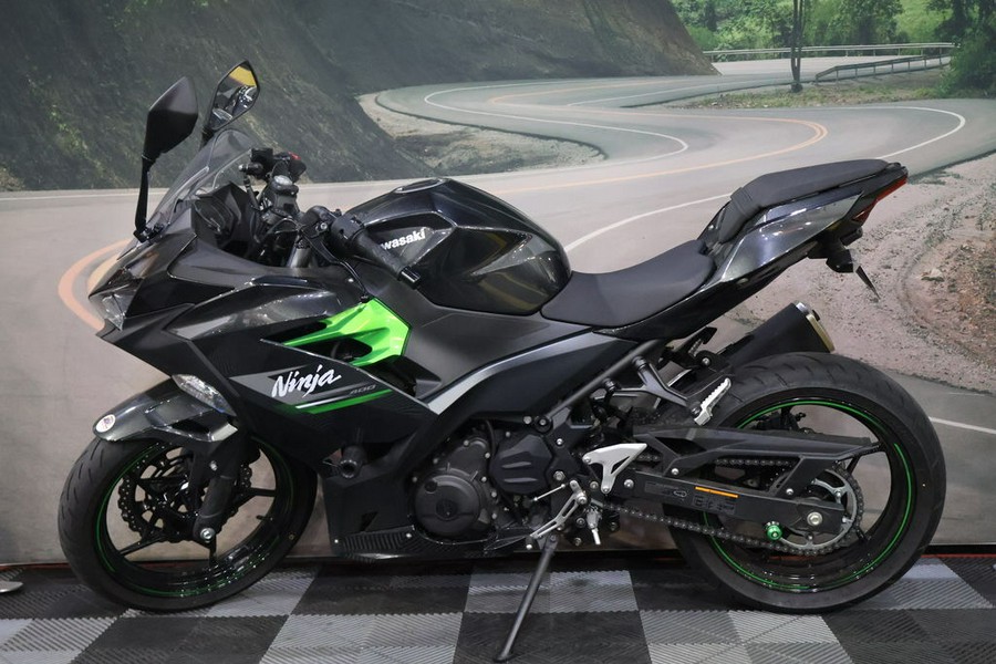 2023 Kawasaki Ninja® 400