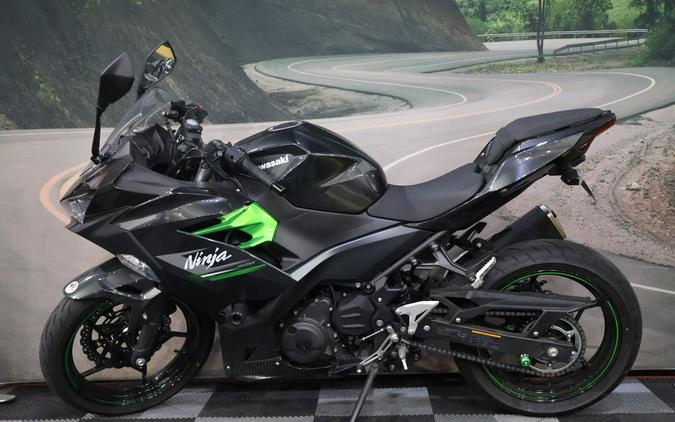 2023 Kawasaki Ninja® 400