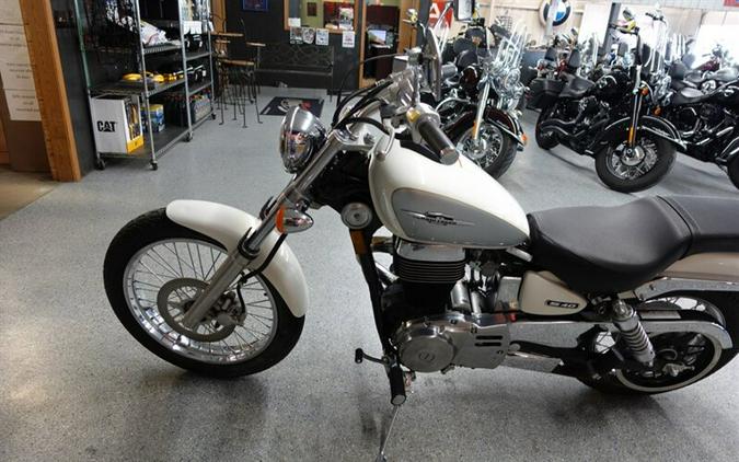 2009 Suzuki Boulevard S40