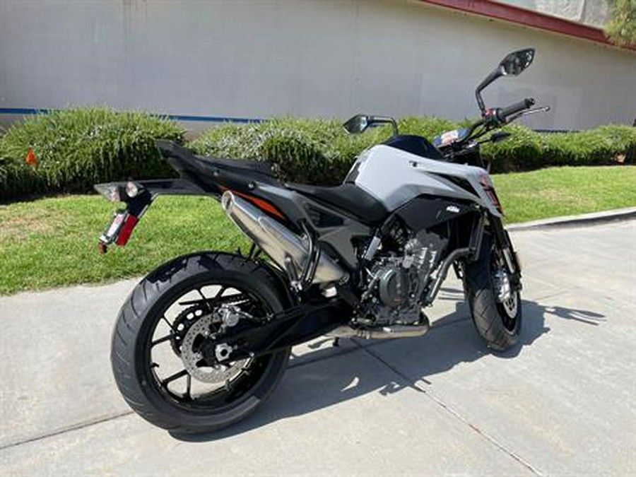 2024 KTM 790 Duke