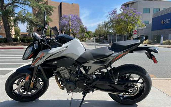 2024 KTM 790 Duke