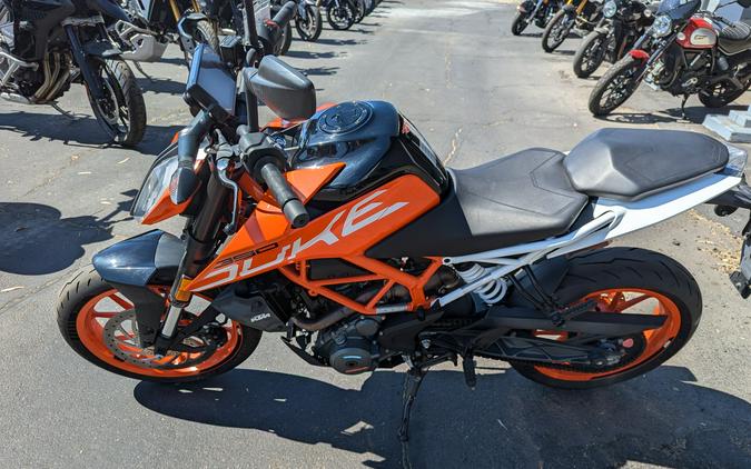 2017 KTM Duke 390