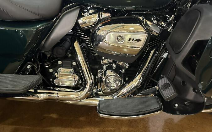 2024 Harley-Davidson Tri Glide Ultra FLHTCUTG Alpine Green / Vivid Black