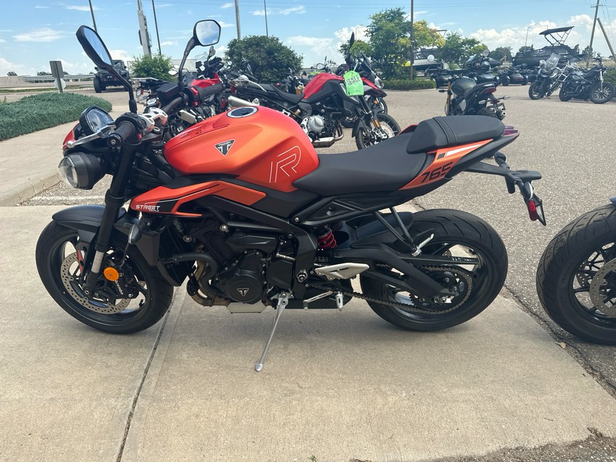 2025 Triumph Street Triple 765 R