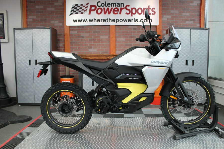 2025 Can-Am Origin® 73