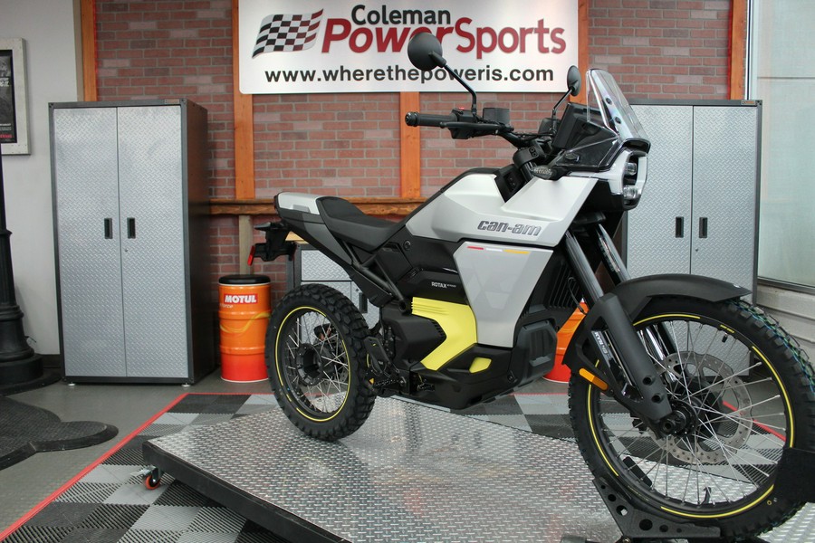 2025 Can-Am Origin® 73