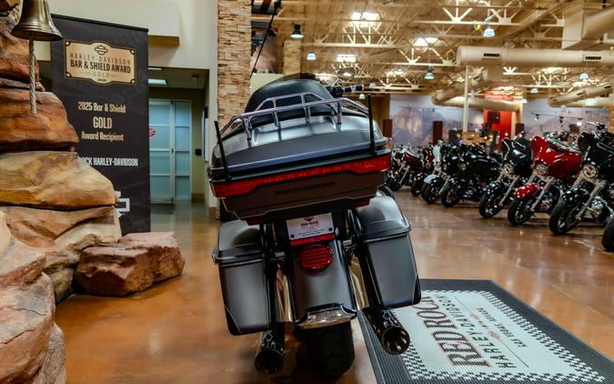 2017 Harley-Davidson Ultra Limited Grand American Touring FLHTK