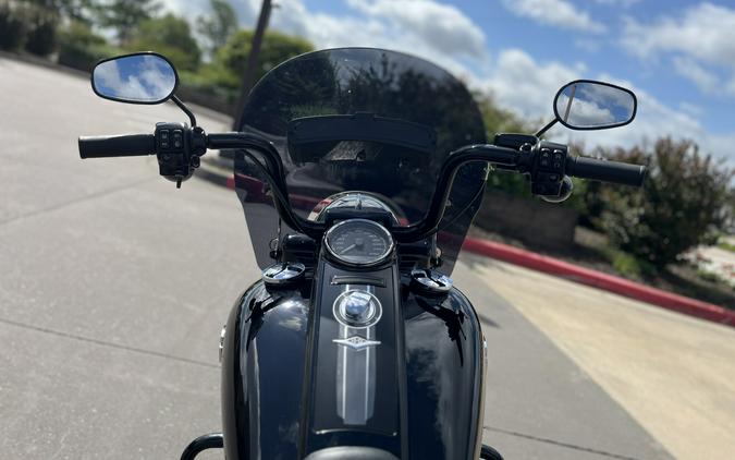 2025 Harley-Davidson® FLHRXS Road King® Special Vivid Black 615335