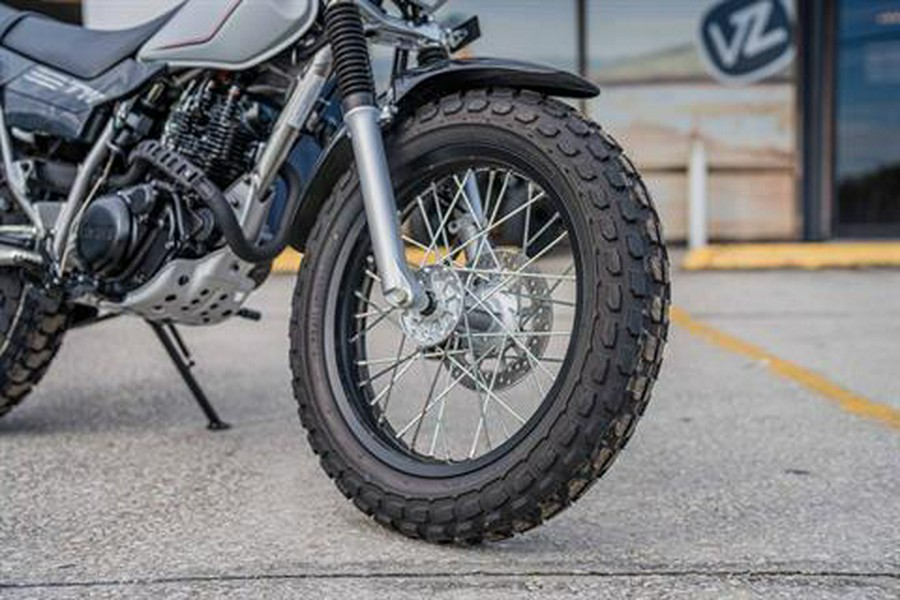 2025 Yamaha TW200