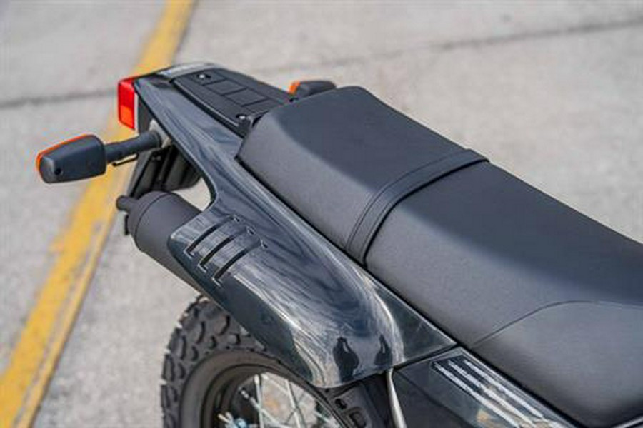 2025 Yamaha TW200