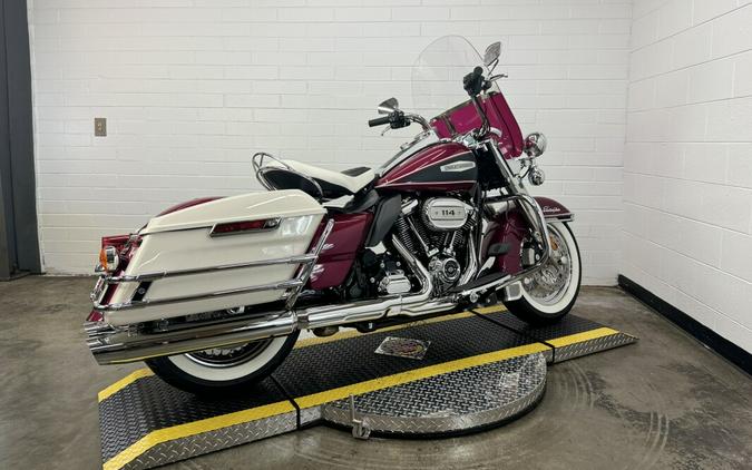 2023 Harley-Davidson® Electra Glide® Highway King HIFI MGNTA/BWHT