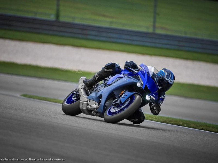 2024 Yamaha YZF-R1