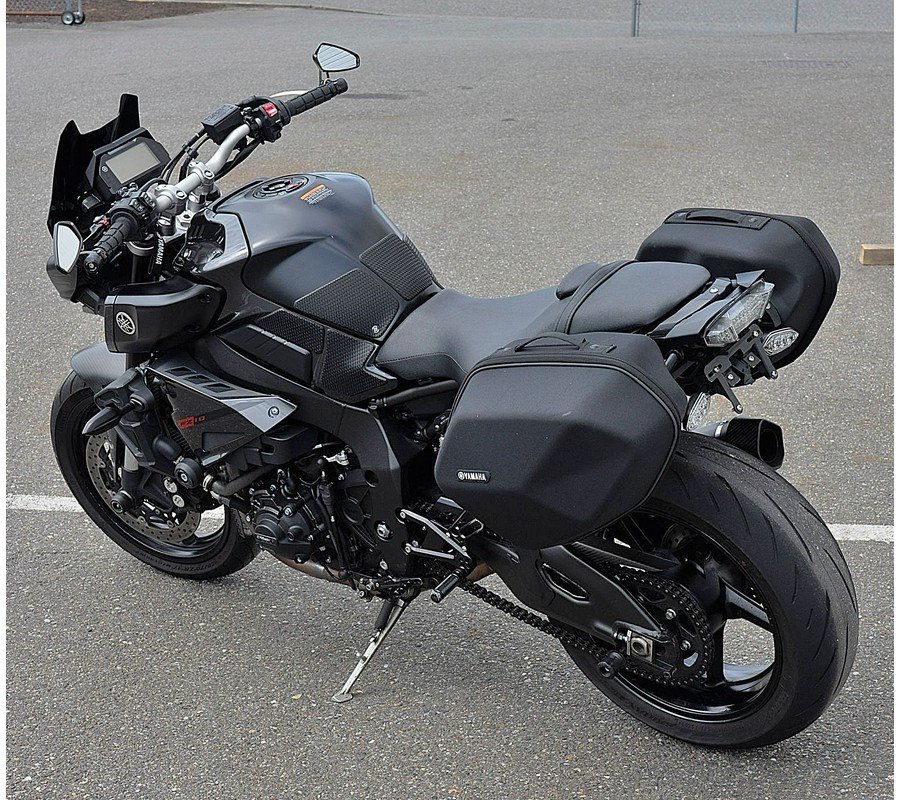 2017 YAMAHA FZ-10