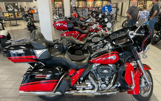 2016 Harley-Davidson CVO Limited