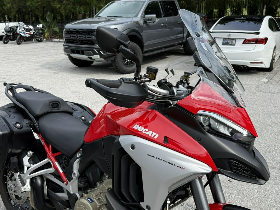 2024 Ducati MULTISTRADA V4 S