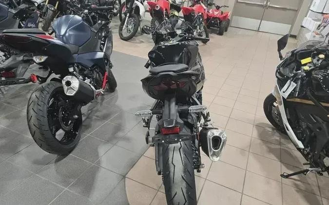 2026 KAWASAKI NINJA ZX-6R