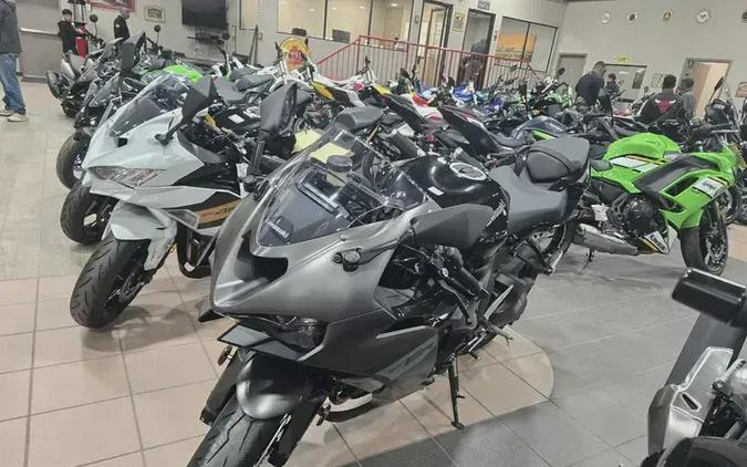 2026 KAWASAKI NINJA ZX-6R